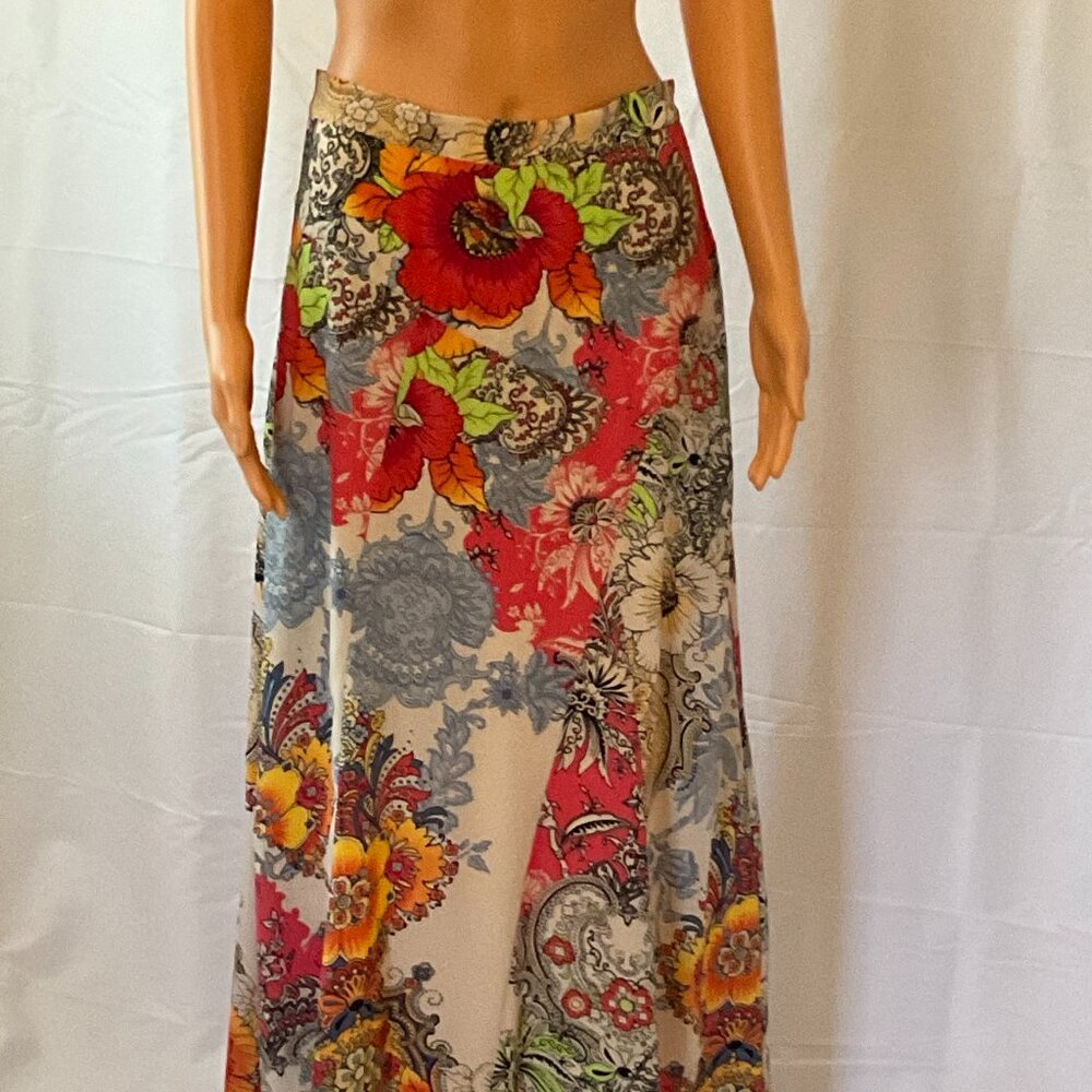 Chico's Floral Patchwork Maxi Skirt.  Size 8 - 10 (Chico's Size 1).  Chic